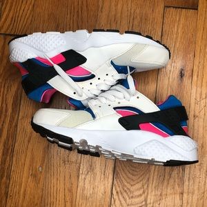 Nike Girls Huarache Run Sneakers White Blue Pink 654275-104 Lace Up Low Shoes 6y